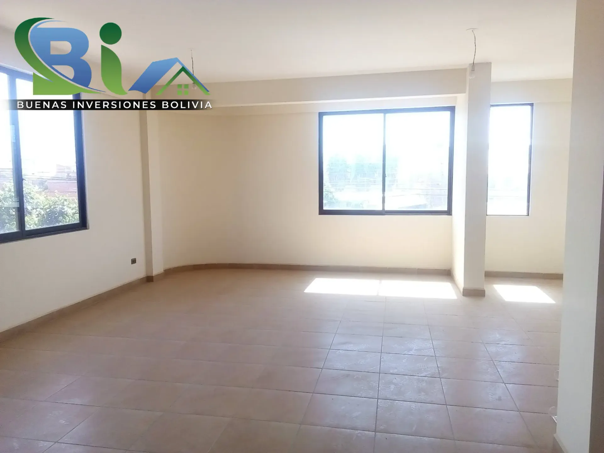 Foto 5 de Edificio Nuevo + Tiendas $Us.228.000.- Prox. Av. Capitan Ustariz Km8