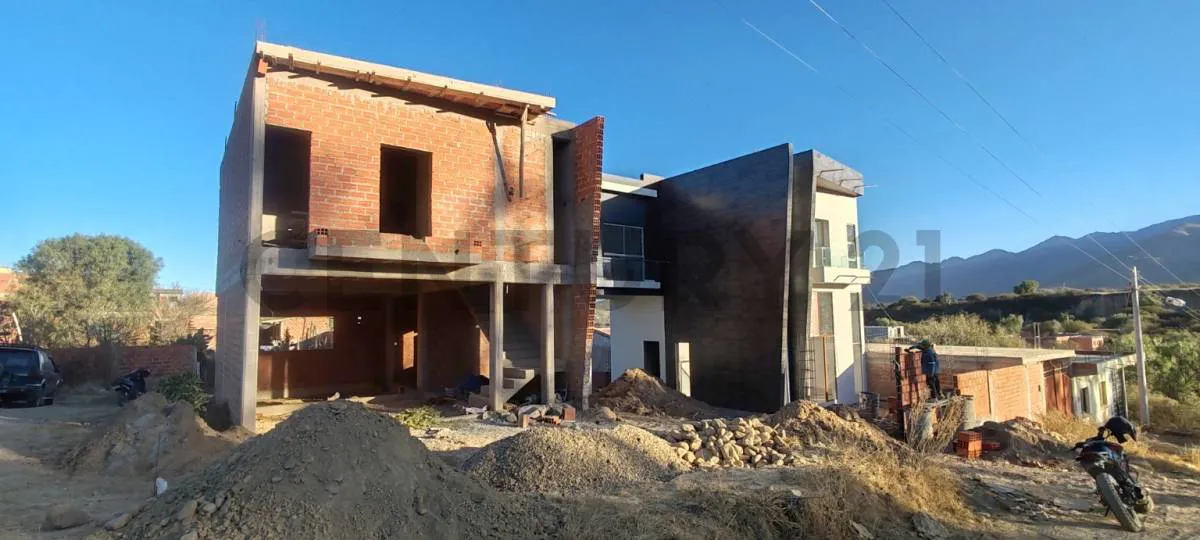 Foto 5 de Casa a Estrenar en Zona Loma de Tomatitas