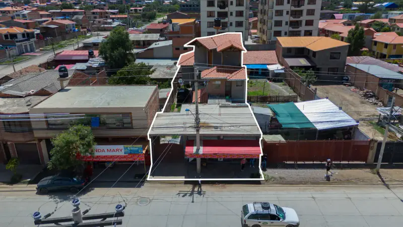 Foto 16 de Casa Comercial en Venta Sobre Av. Maximiliano Kolbe – Quintanilla