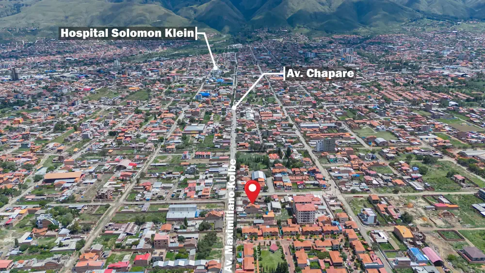 Foto 12 de Casa Comercial en Venta Sobre Av. Maximiliano Kolbe – Quintanilla