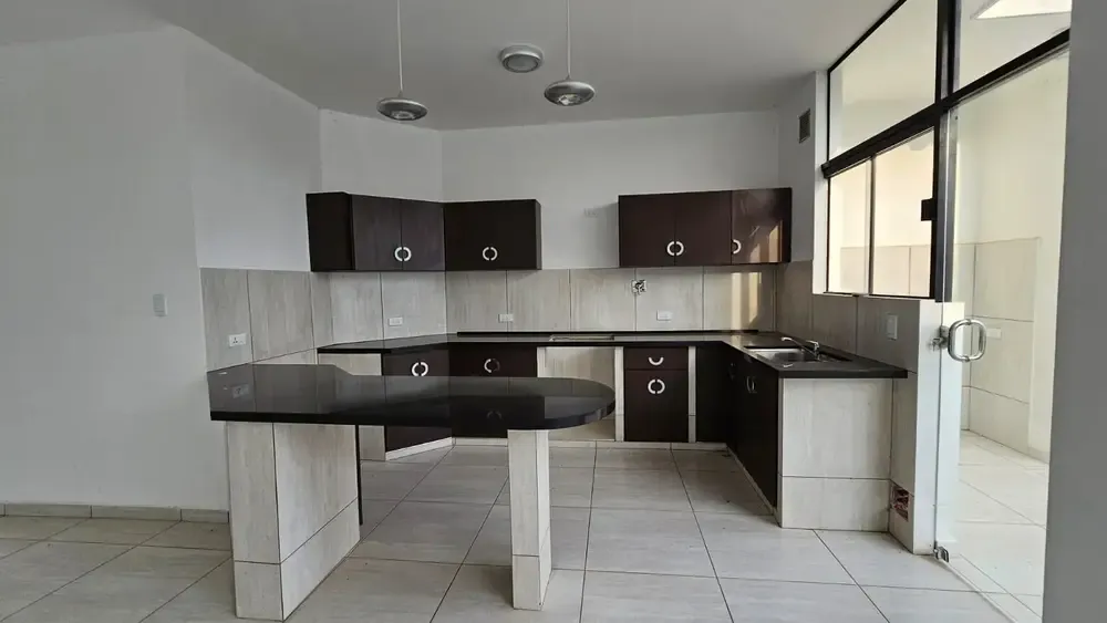 Foto 2 de Casa en Anticretico– El Vallecito Norte