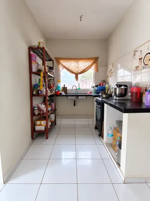 Foto 2 de Casa con espacio comercial en venta en Tarope - Cotoca