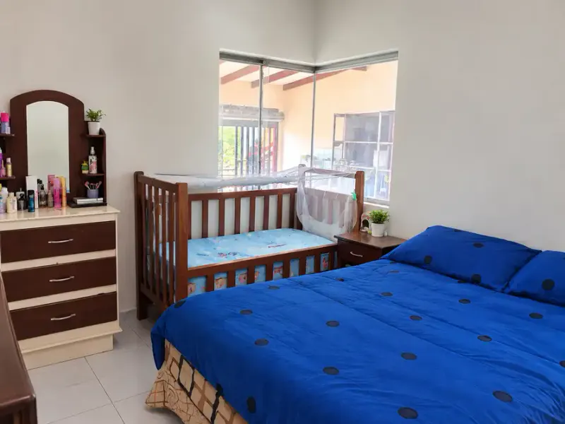 Foto 6 de Casa con espacio comercial en venta en Tarope - Cotoca