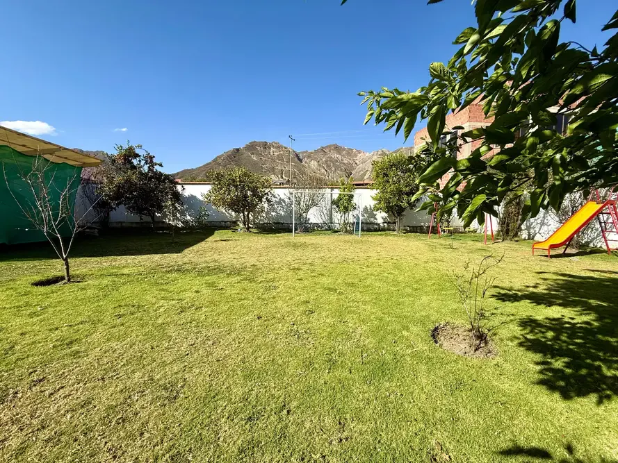 Foto 6 de 🌿🏡 Residencia en Venta – Carreras, Mecapaca