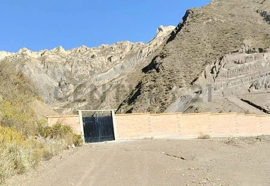 Foto 1 de Terreno en Venta en Club Bolívar, Mecapaca