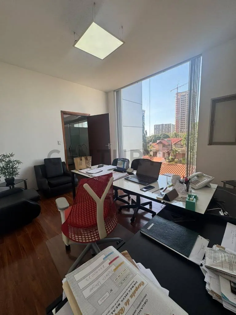 Foto 2 de Oficina Corporativa en Alquiler | Spazzio 1