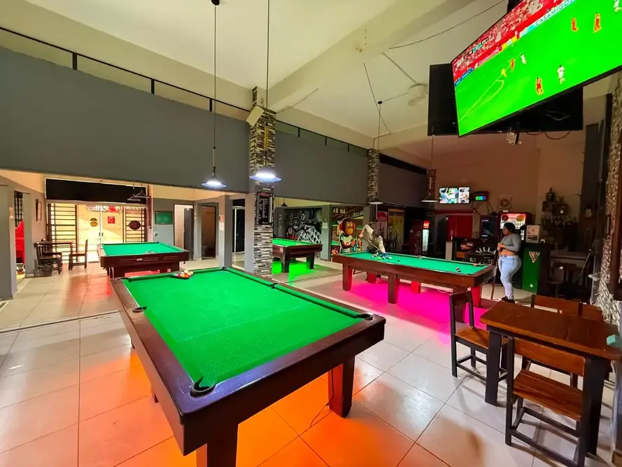 Foto 3 de Casa Comer+Billar+9 cuartos+ tinglado en Venta!
