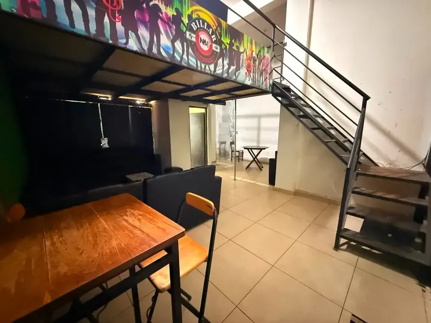 Foto 5 de Casa Comer+Billar+9 cuartos+ tinglado en Venta!