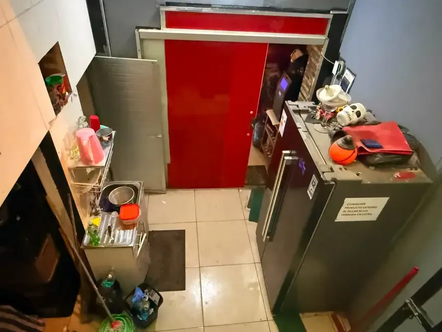 Foto 6 de Casa Comer+Billar+9 cuartos+ tinglado en Venta!