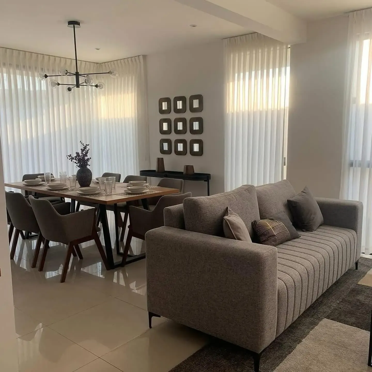 Foto 2 de Casa Amoblada en Villa Bonita en Alquiler Urubo