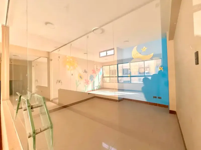 Foto 16 de Local Comercial en Alquiler – Piso 2-8 en El Centro de Cochabamba