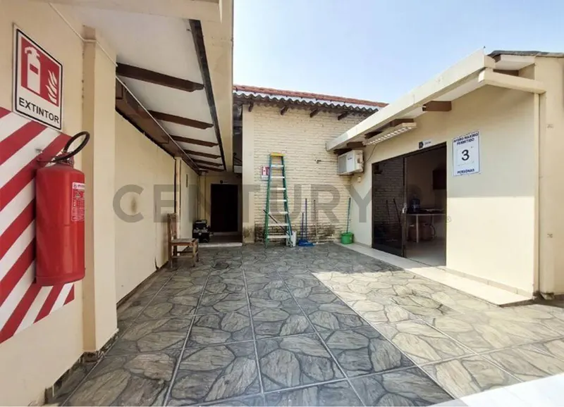 Foto 13 de Venta Showroom y Tinglado+Local Comercial + Oficinas,Av Roca Coronado y 4to An