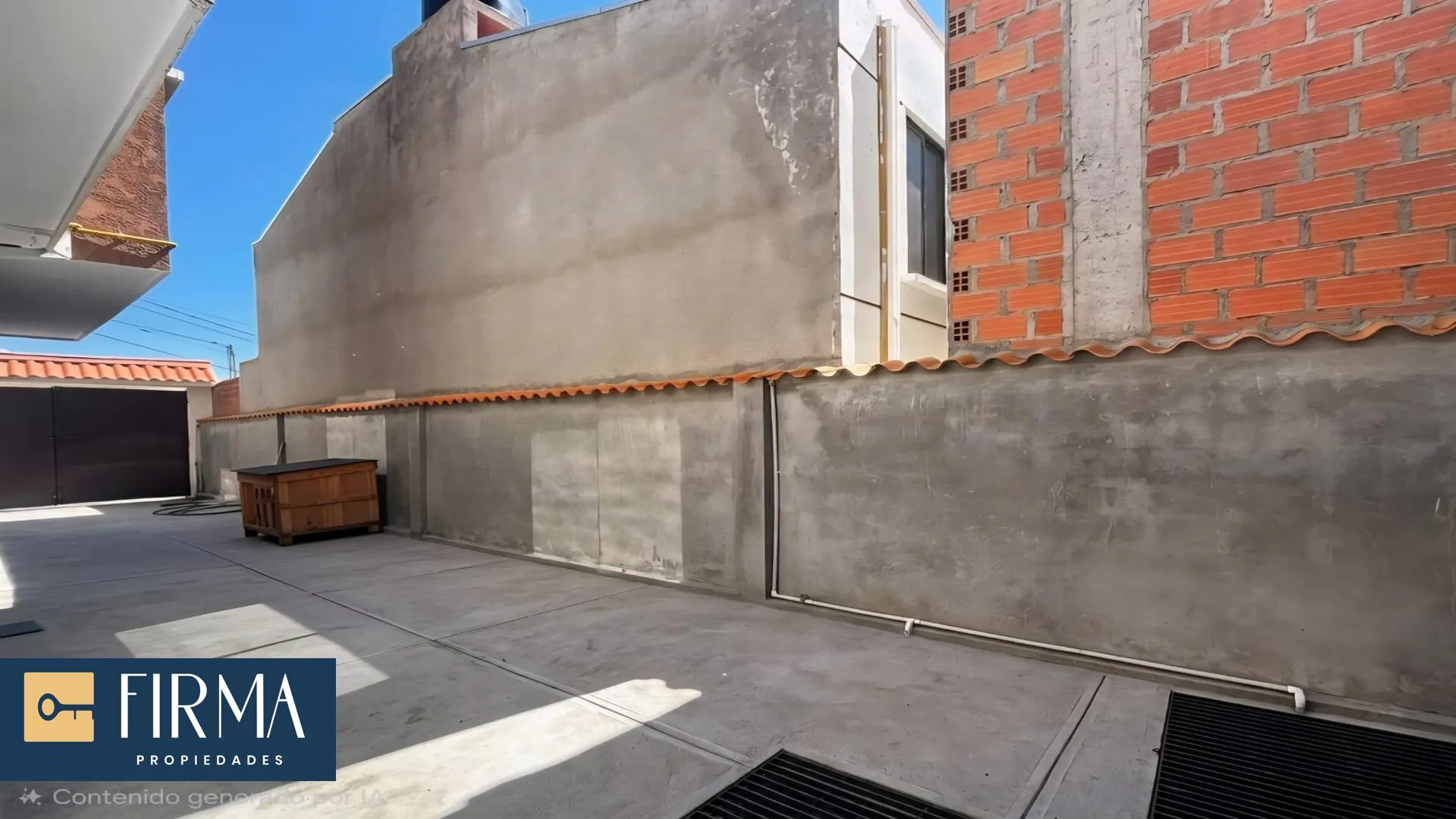 Foto 3 de Compra Esta Amplia Casa en Urbanización El Pedregal