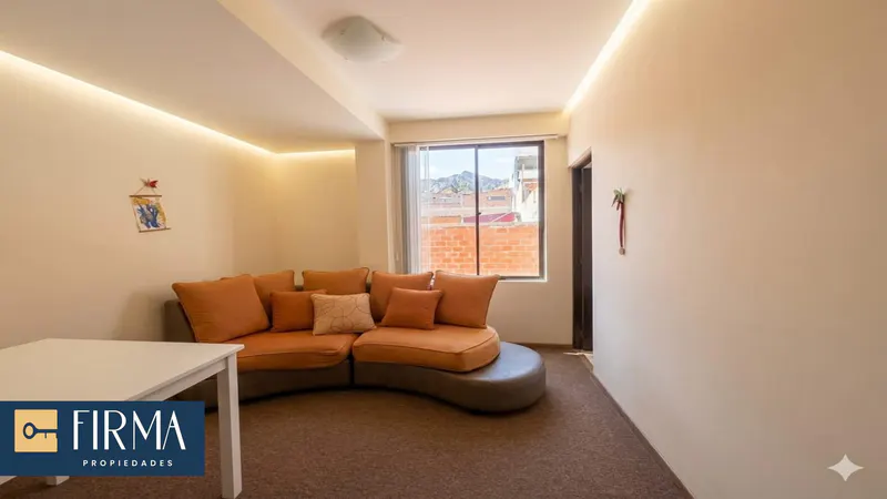 Foto 9 de Compra Esta Amplia Casa en Urbanización El Pedregal