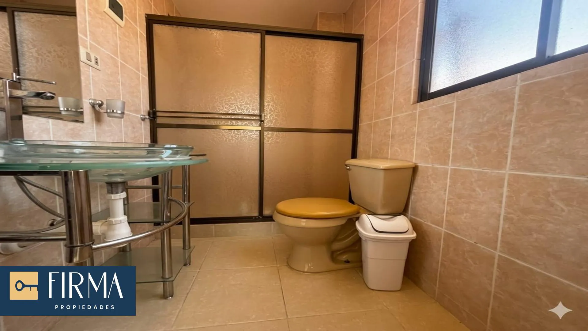 Foto 5 de Compra Esta Amplia Casa en Urbanización El Pedregal