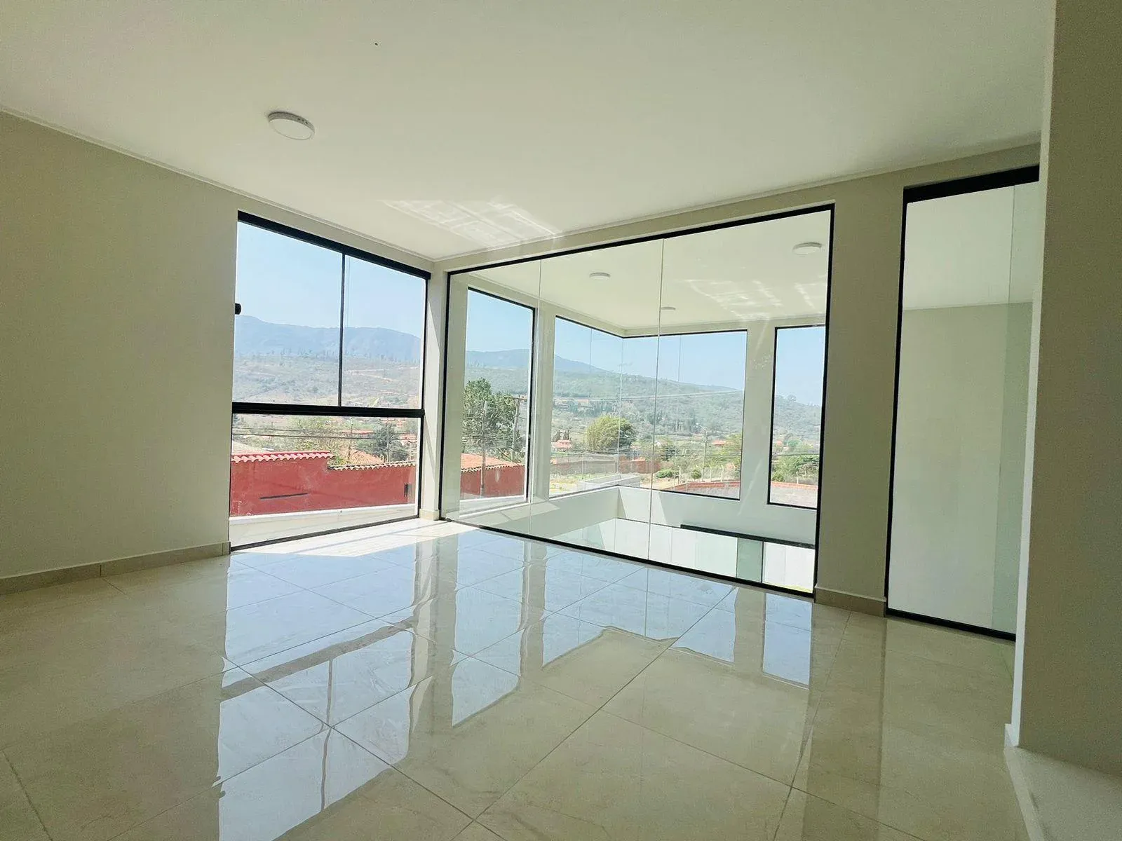 Foto 5 de Casa en Venta en Samaipata con 10 Habitaciones – Excelente Ubicación