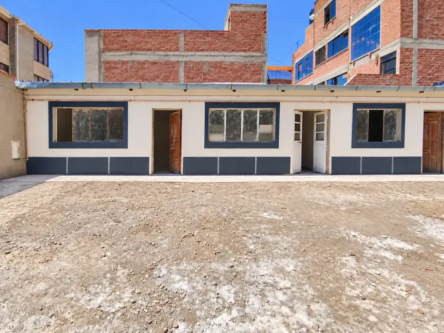 Foto 2 de Casa Independiente en Alquiler | Ideal para Negocio y Vivienda Urbanización Sierra Mier – Zona Norte de Oruro