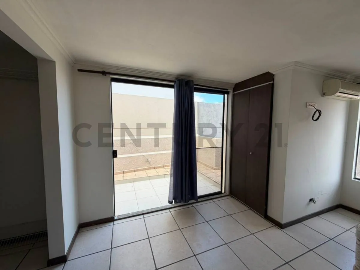 Foto 10 de Departamento EN ANTICRETICO de 200 m² en el Edificio Iguazú