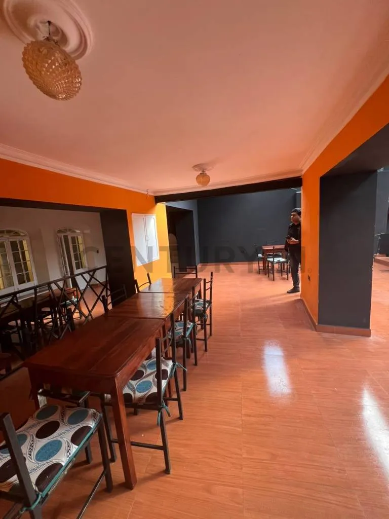 Foto 20 de Casa Comercial en Venta – Pleno Centro de Sucre