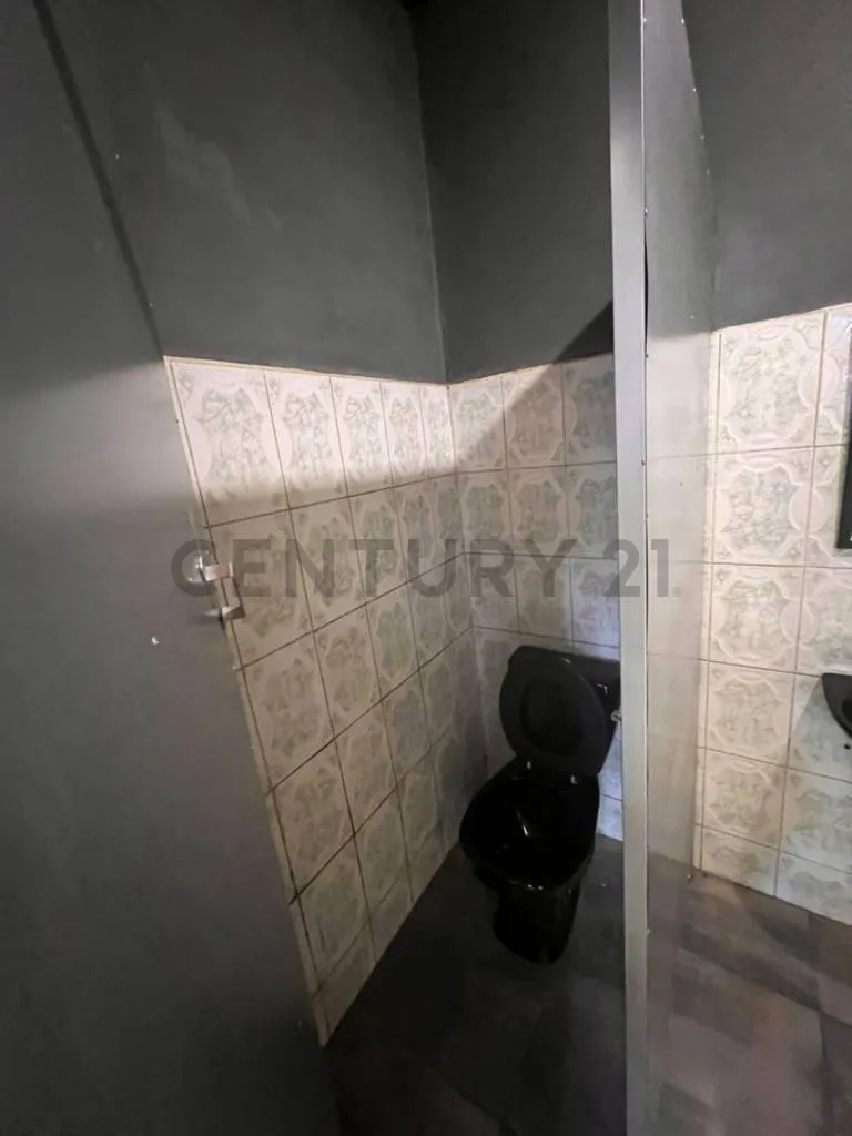 Foto 15 de Casa Comercial en Venta – Pleno Centro de Sucre