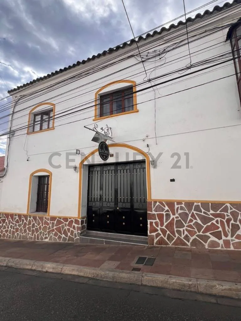 Foto 2 de Casa Comercial en Venta – Pleno Centro de Sucre