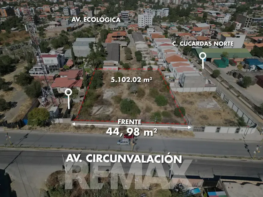 Foto 1 de Terreno en Venta Sobre Avenida Principal