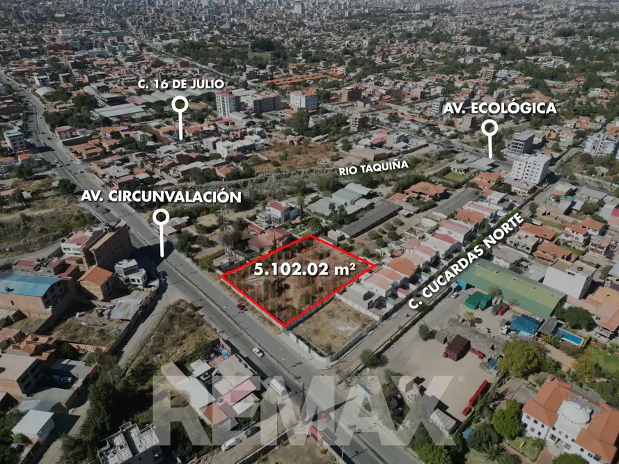 Foto 2 de Terreno en Venta Sobre Avenida Principal