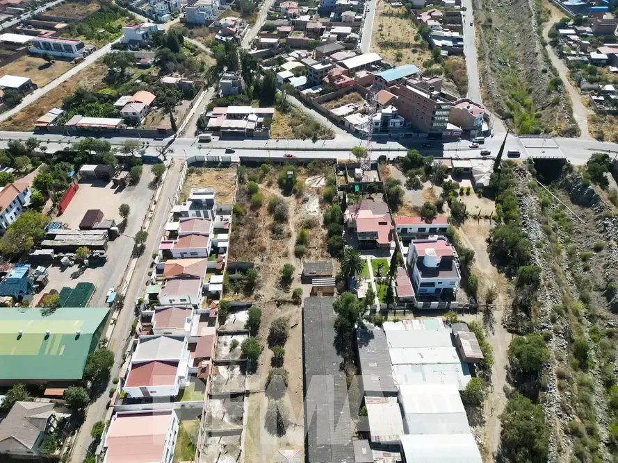 Foto 5 de Terreno en Venta Sobre Avenida Principal