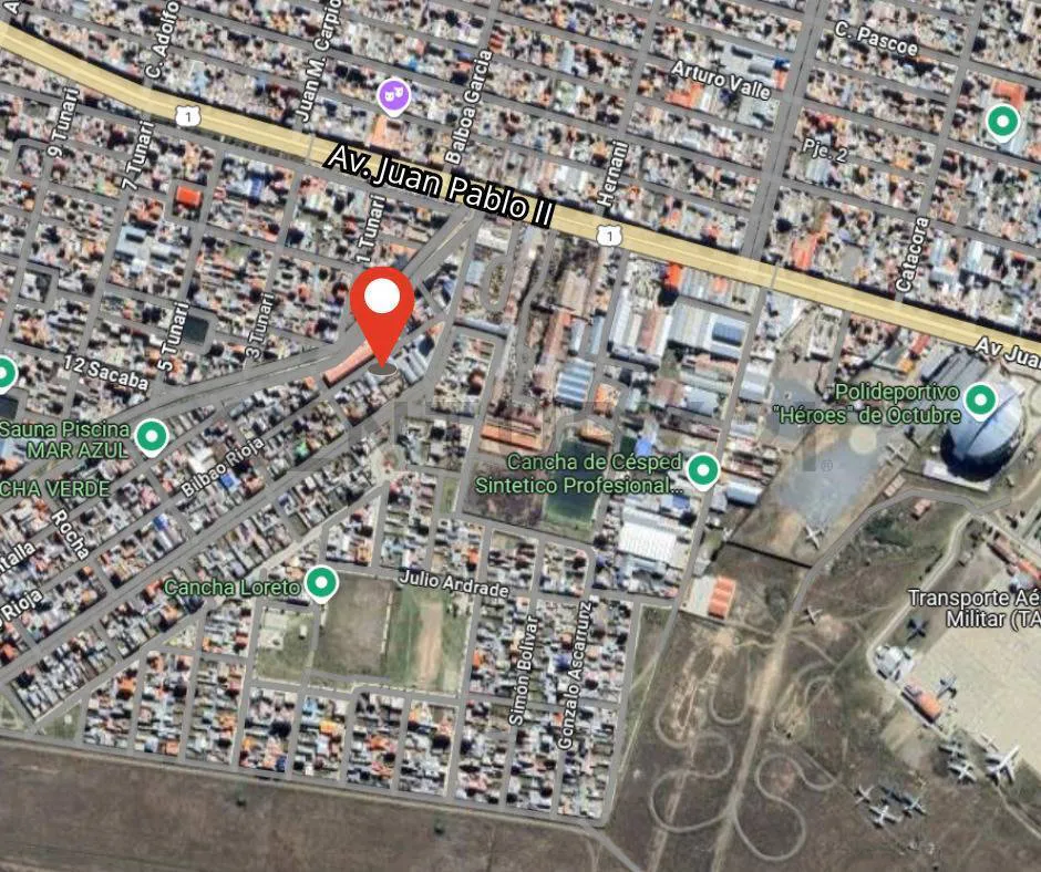 Foto 2 de Terreno con Galpones en Venta