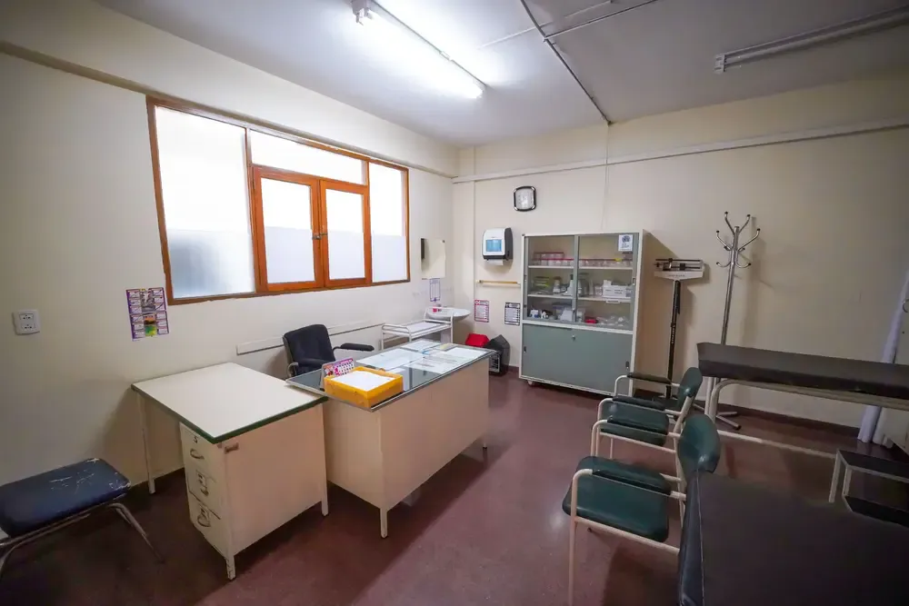 Foto 10 de 🏥 Clínica / Centro Empresarial en Alquiler – Av. Potosí | Queru Queru