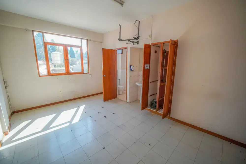 Foto 18 de 🏥 Clínica / Centro Empresarial en Alquiler – Av. Potosí | Queru Queru