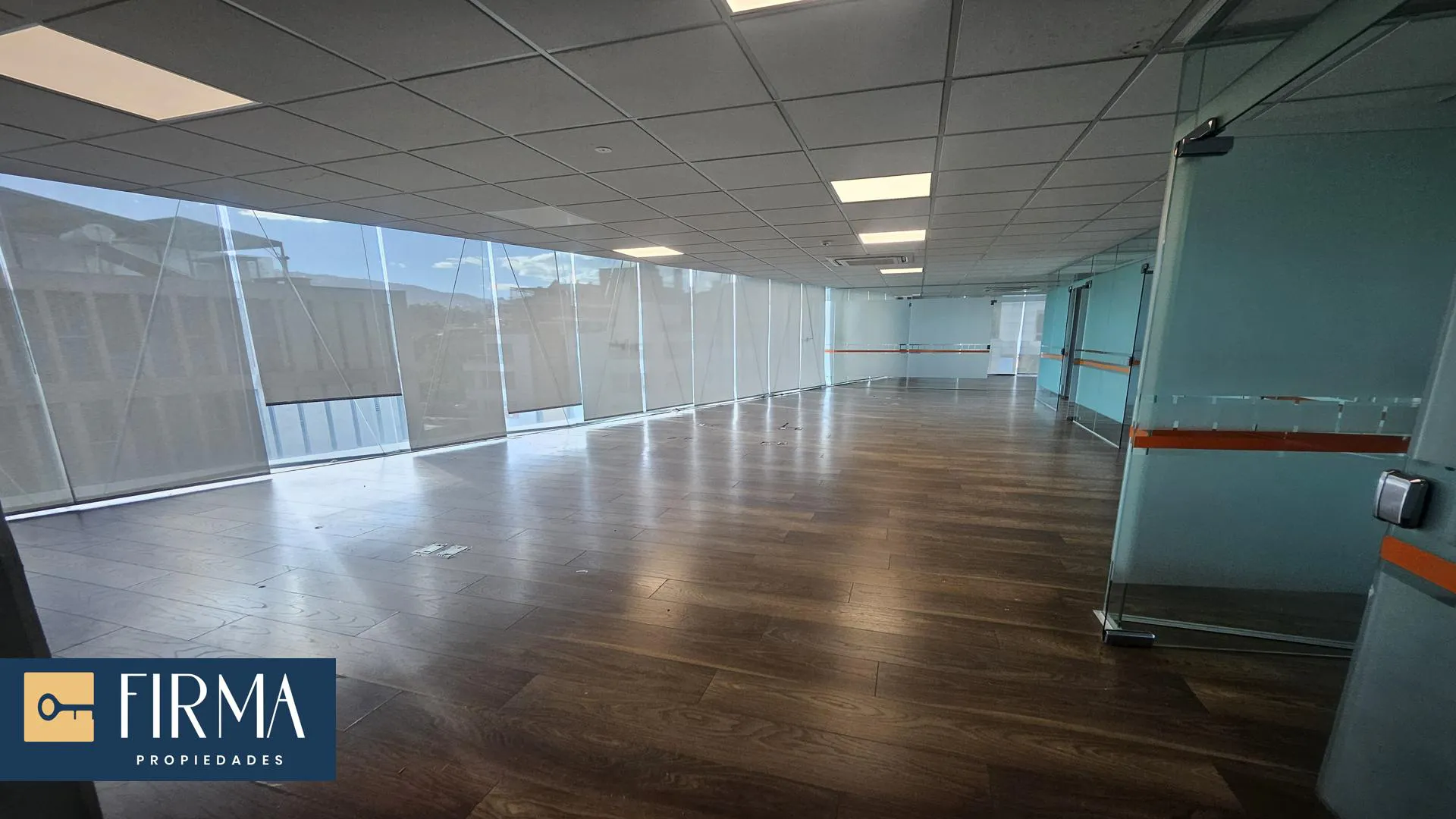 Foto 7 de Compra Tu Oficina en Edificio Exclusivo Calacoto