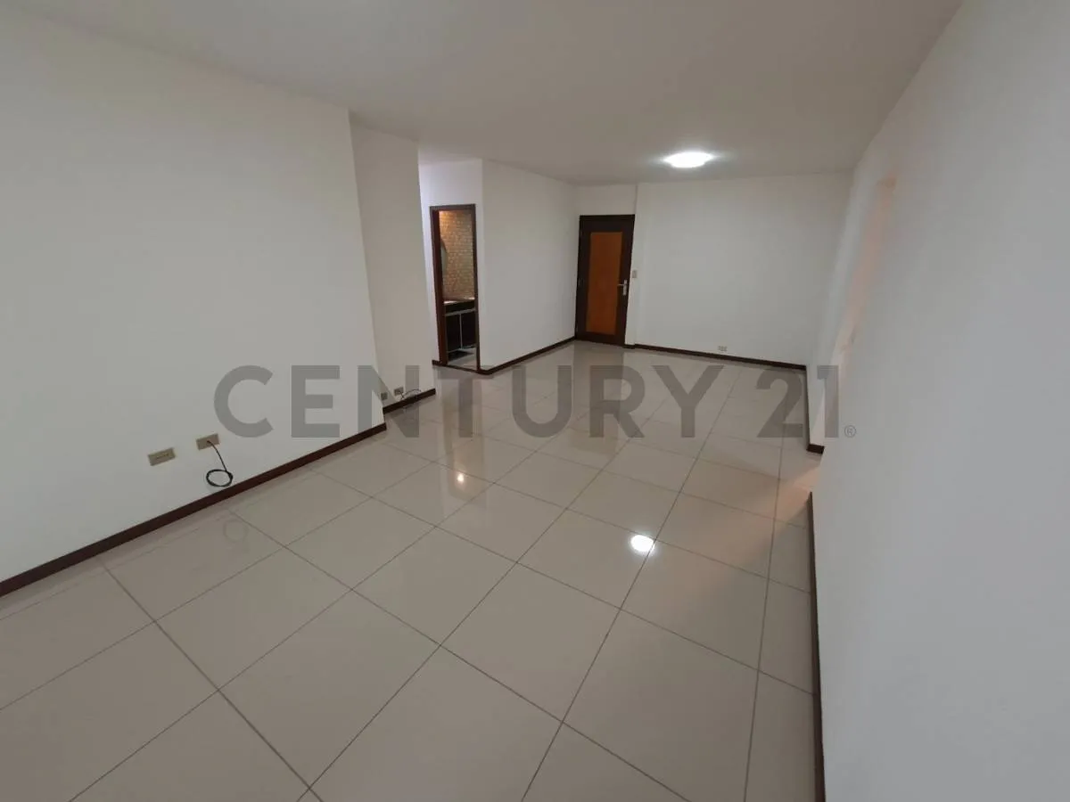 Foto 4 de Macororo 10, Hermoso Departamento 2 Dormitorios Alquiler
