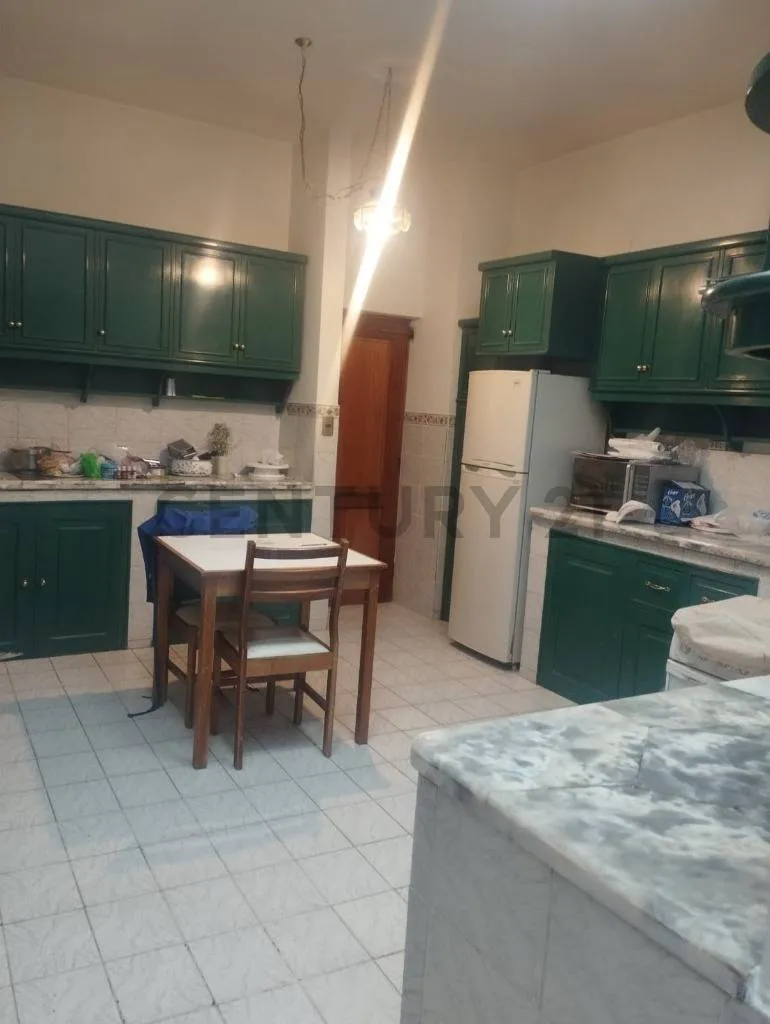 Foto 5 de Hermosa casa en zona central en venta