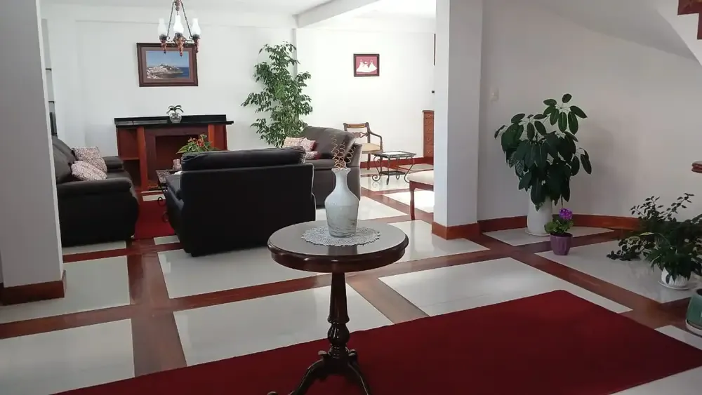 Foto 5 de Casa en Alquiler – Amplia, Cómoda y con Excelentes Espacios Irpavi