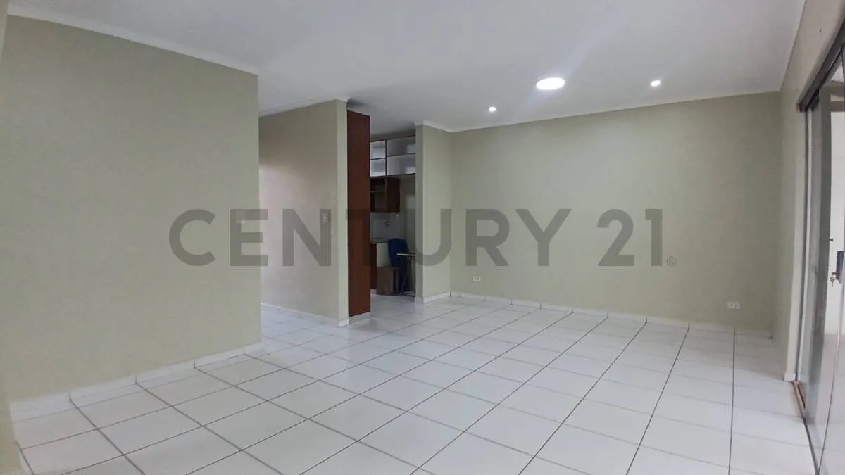 Foto 4 de Casa en Alquiler en Riviera 1