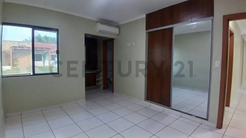 Foto 8 de Casa en Alquiler en Riviera 1