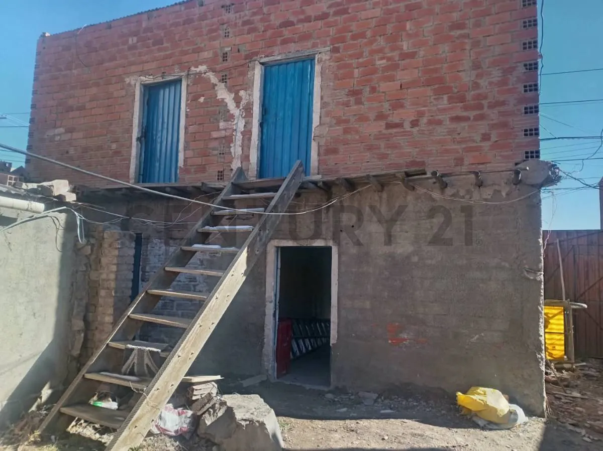 Foto 4 de Casa en Venta Como Lote a Pocos Pasos de La Av. Dehene