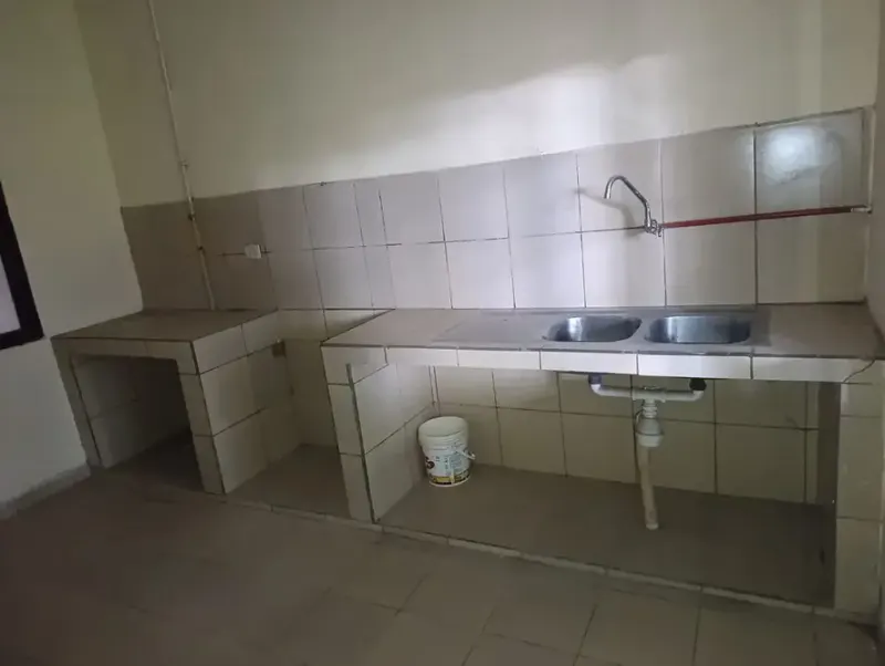 Foto 7 de Casa en venta en Warnes con amplio terreno de 300 m² y parqueo