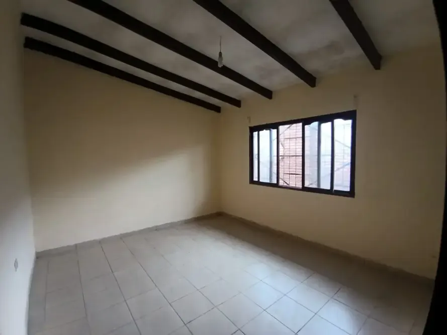 Foto 10 de Casa en venta en Warnes con amplio terreno de 300 m² y parqueo
