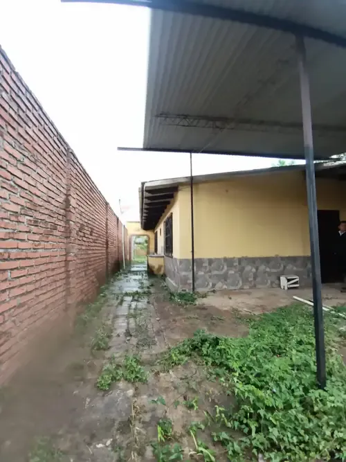 Foto 4 de Casa en venta en Warnes con amplio terreno de 300 m² y parqueo