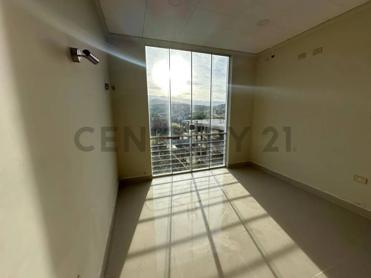 Foto 3 de Departamento en Alquiler – Edificio Carlos