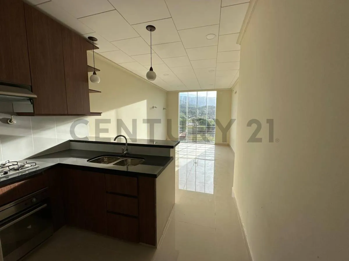Foto 1 de Departamento en Alquiler – Edificio Carlos
