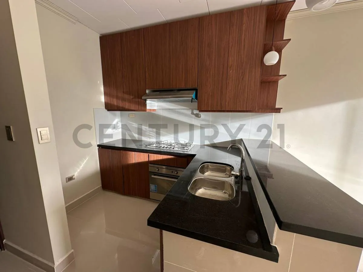 Foto 2 de Departamento en Alquiler – Edificio Carlos