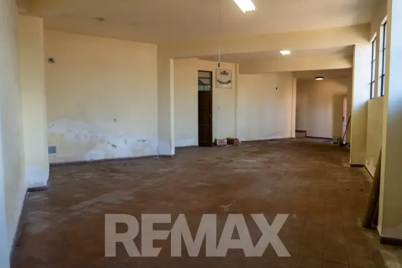 Foto 8 de Local comercial de 79 m² en alquiler sobre Av. Melchor Pérez, esquina Wiracocha