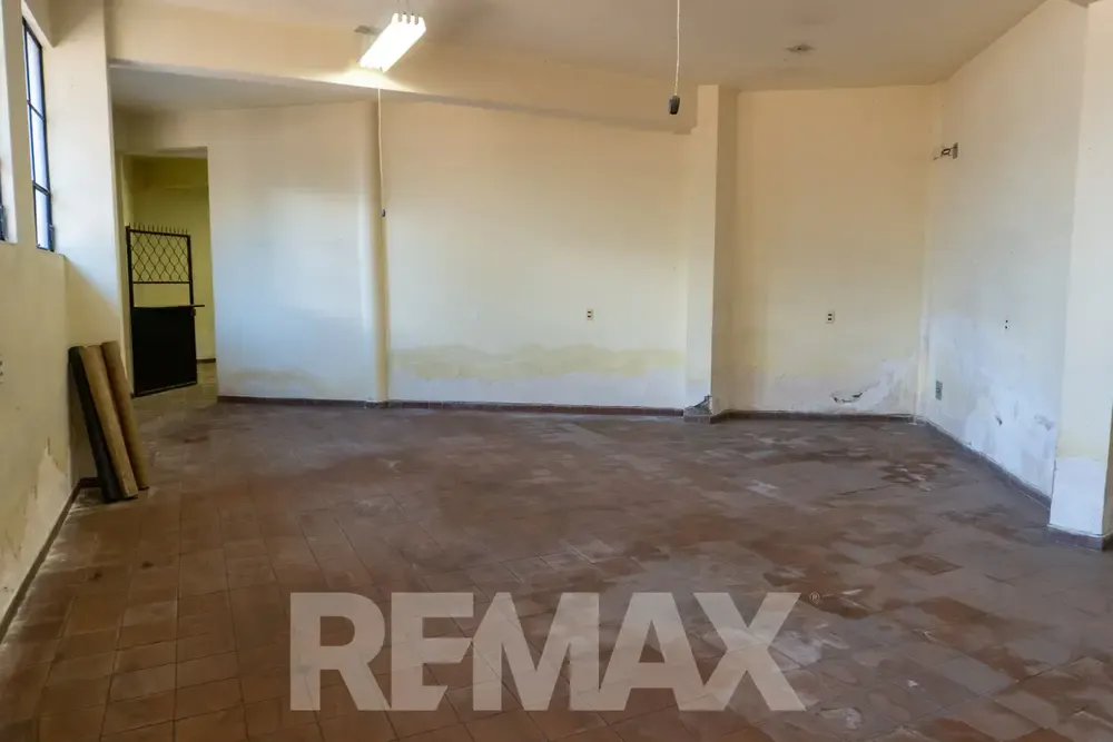 Foto 12 de Local comercial de 79 m² en alquiler sobre Av. Melchor Pérez, esquina Wiracocha