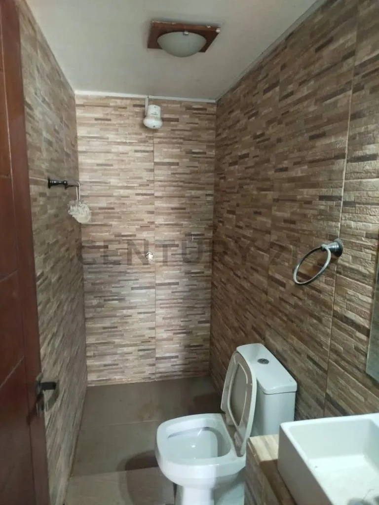 Foto 19 de Casa en Venta + 2 Departamentos | Av. Virgen de Luján