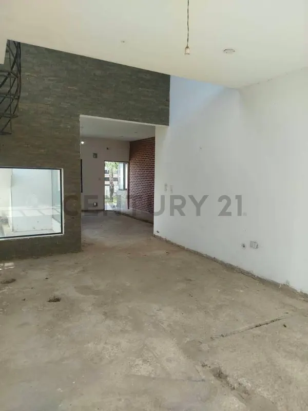 Foto 18 de Casa en Venta + 2 Departamentos | Av. Virgen de Luján