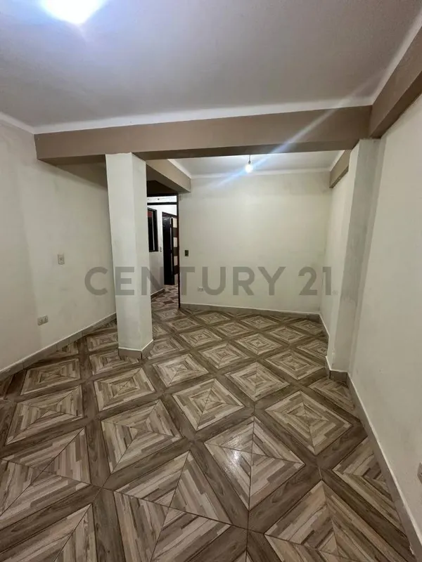 Foto 7 de Casa de 5 Pisos en Venta con Departamentos, Garzonier