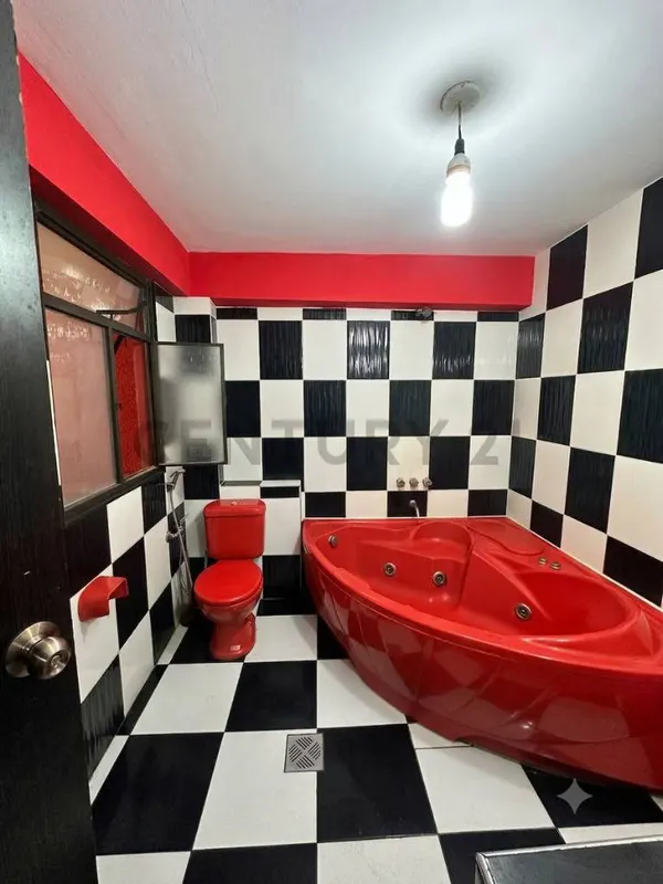 Foto 18 de Casa de 5 Pisos en Venta con Departamentos, Garzonier